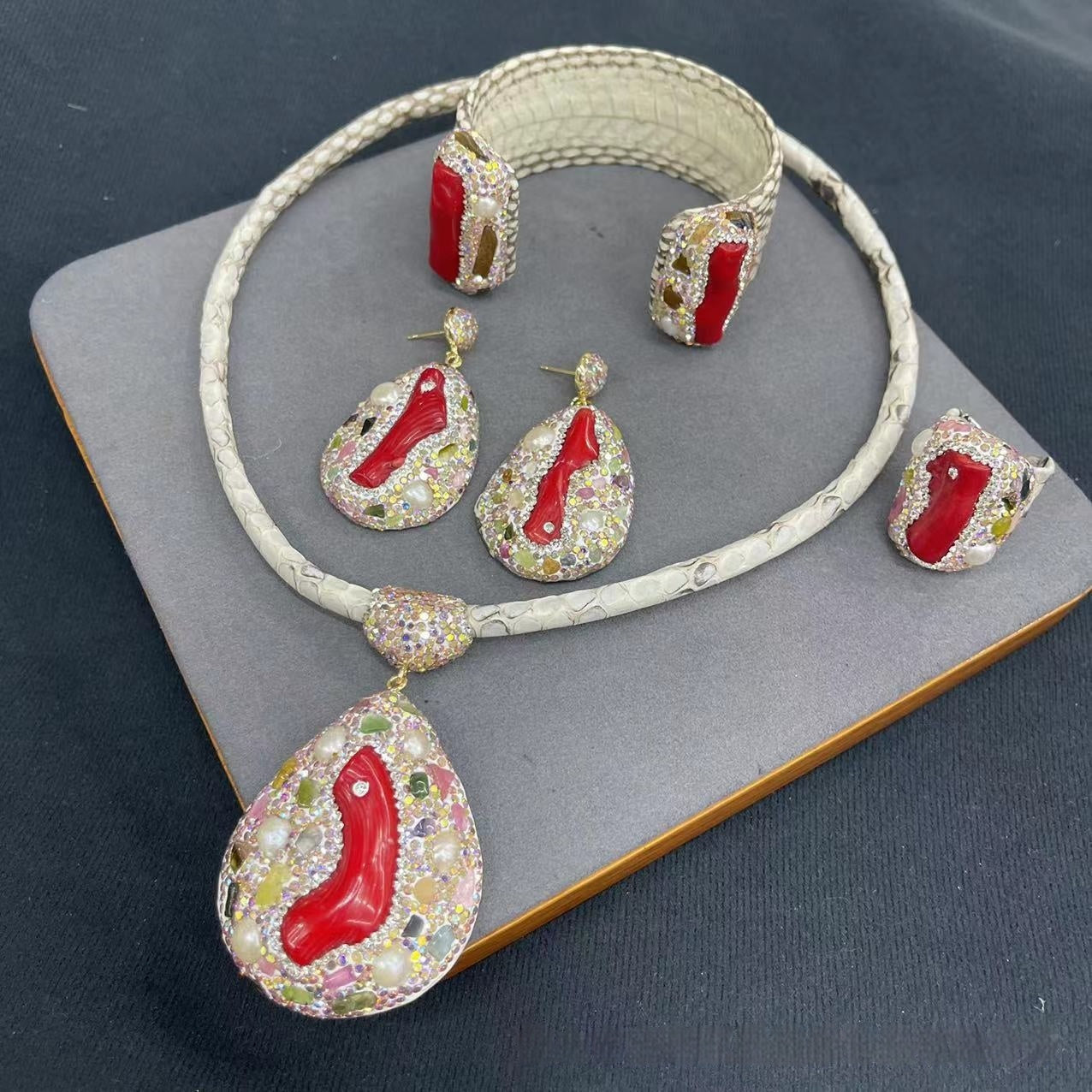 Four-piece Jewelry Set